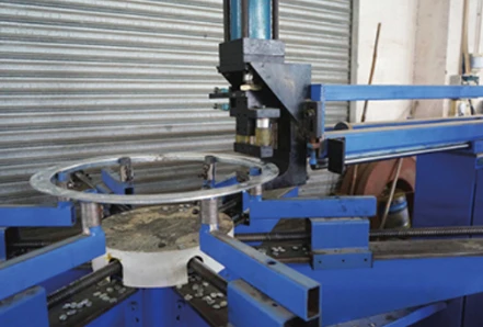 Numerical control flange punch press